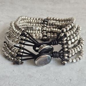 UNO de 50 Silver Beaded Bracelet